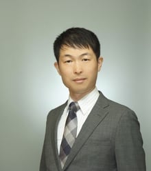 関戸 亮介