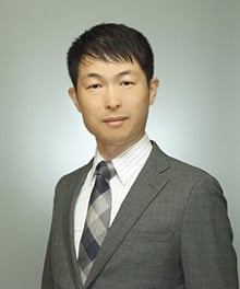 関戸 亮介
