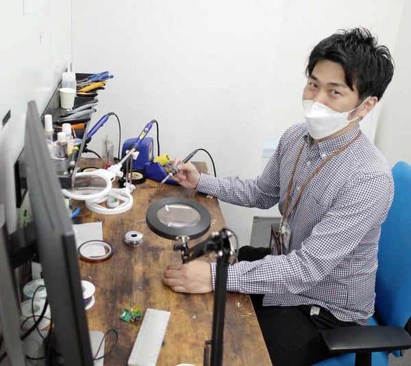 上松亮介
