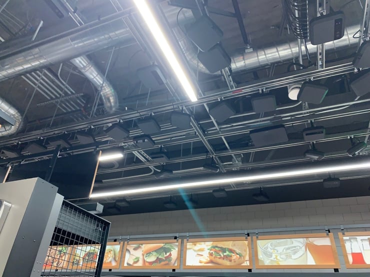 AmazonGo店内のセンサー・カメラ